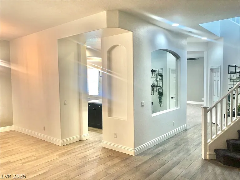 20 Chateau Whistler Ct — Photo 29