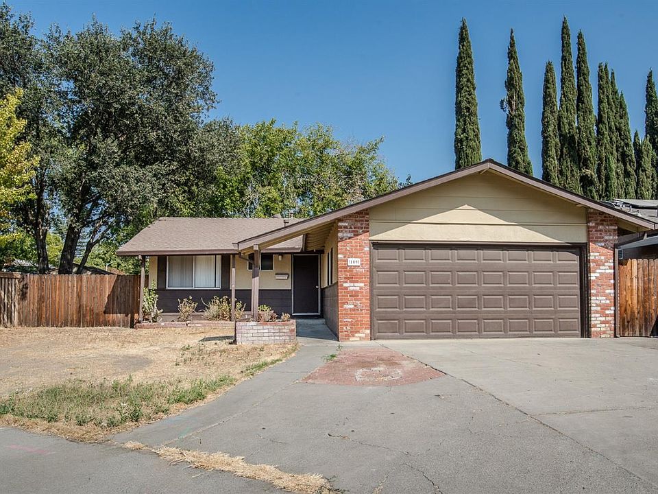 1st image of 109 Marin Pl