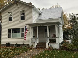 1014 Oak St, Baraboo, WI 53913