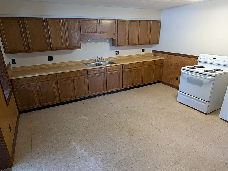 716 Market St — Photo 6