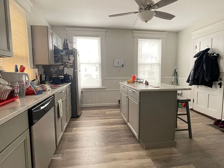 23-25 Woodland Street — Photo 9
