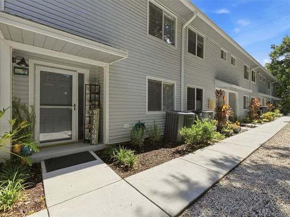 500 New York Ave APT 7, Dunedin, FL 34698