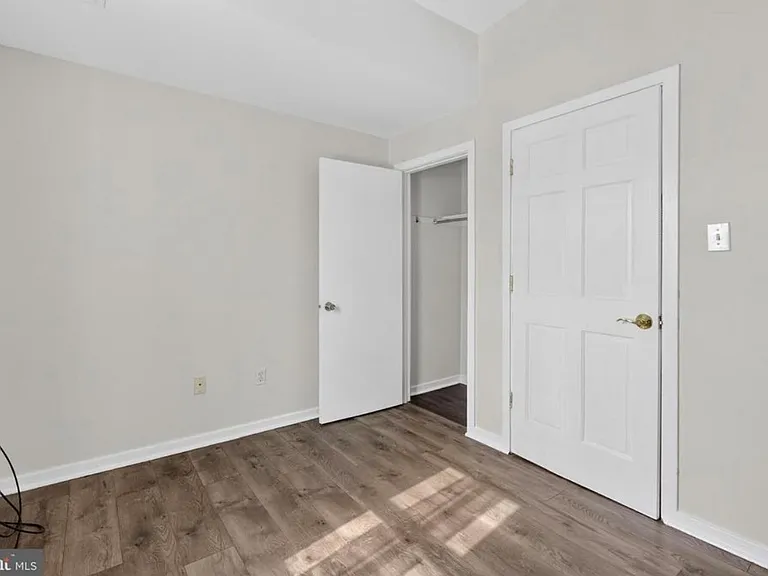 1918 W Diamond St #3 — Photo 8