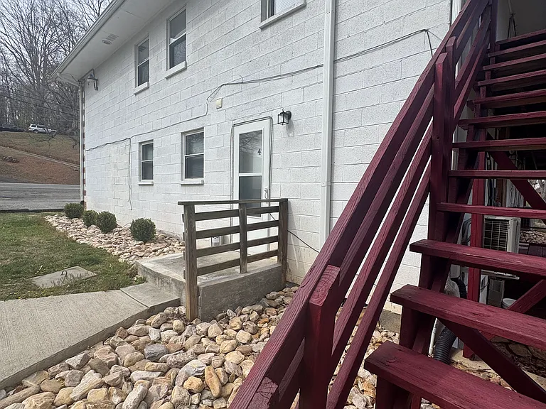2440 The Great Rd #1 — Photo 18