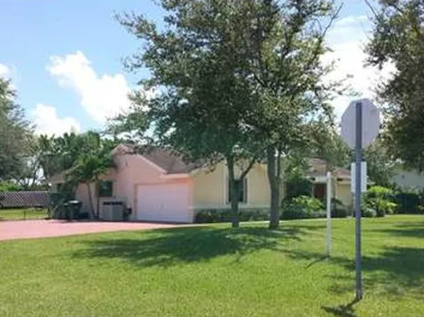 1604 NW 20th St, Homestead, FL 33030