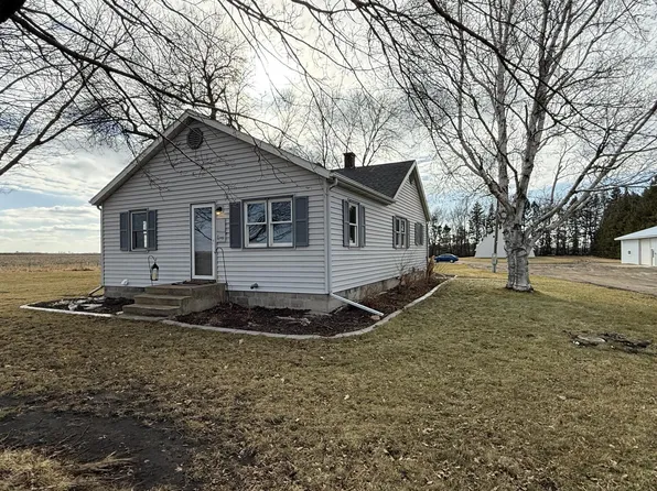 2065 90th Ave SW, Montevideo, MN 56265