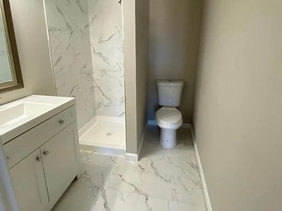 5th image of 501-503 Oakwood Ave #501