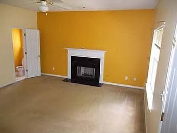 2nd image of 4392 Idlewood Park