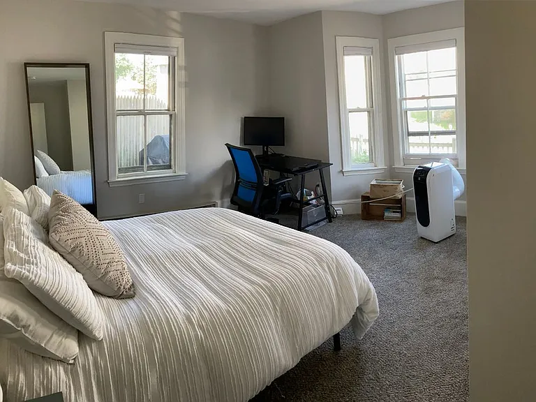 52 Front St #1 — Photo 2