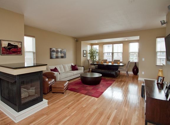 3rd image of 1399 Upper Green Cir