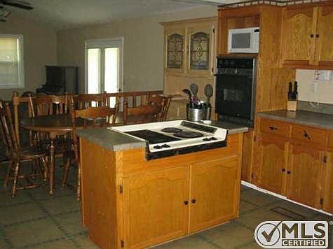 4th image of 1117 Summertown Hwy