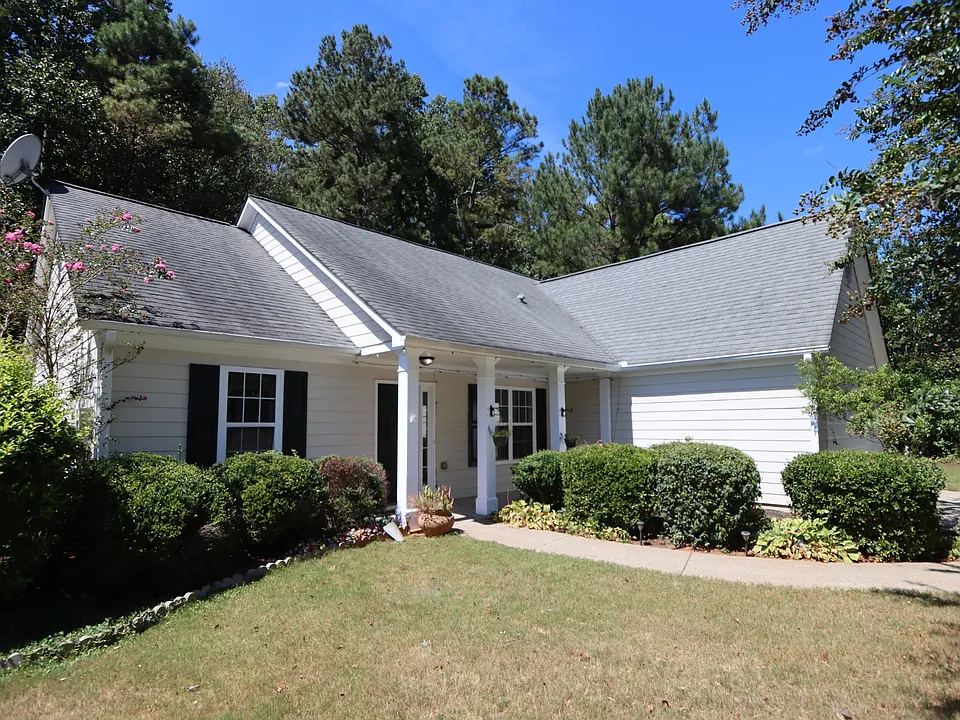 227 Westwind Dr