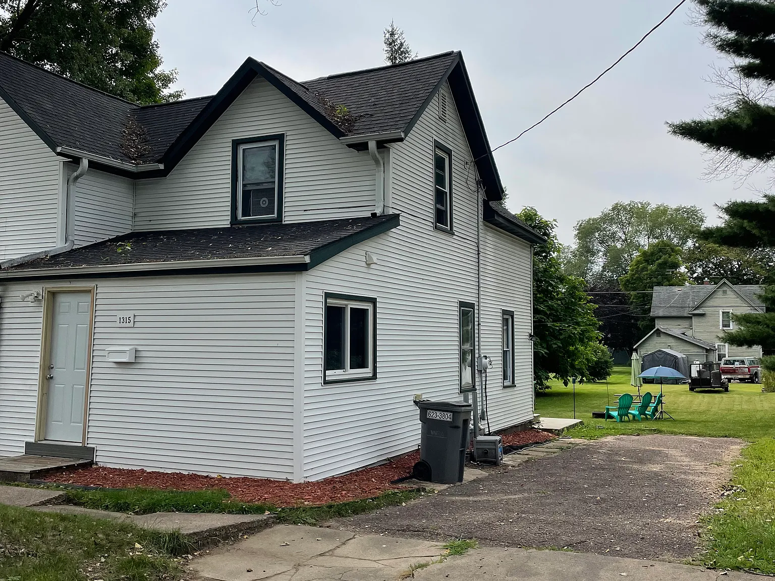 5 bed, 1700 sqft, $1,600 — Photo 2