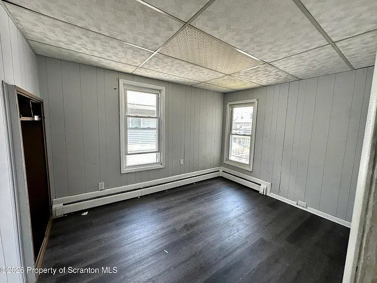 1031 Diamond Ave — Photo 7