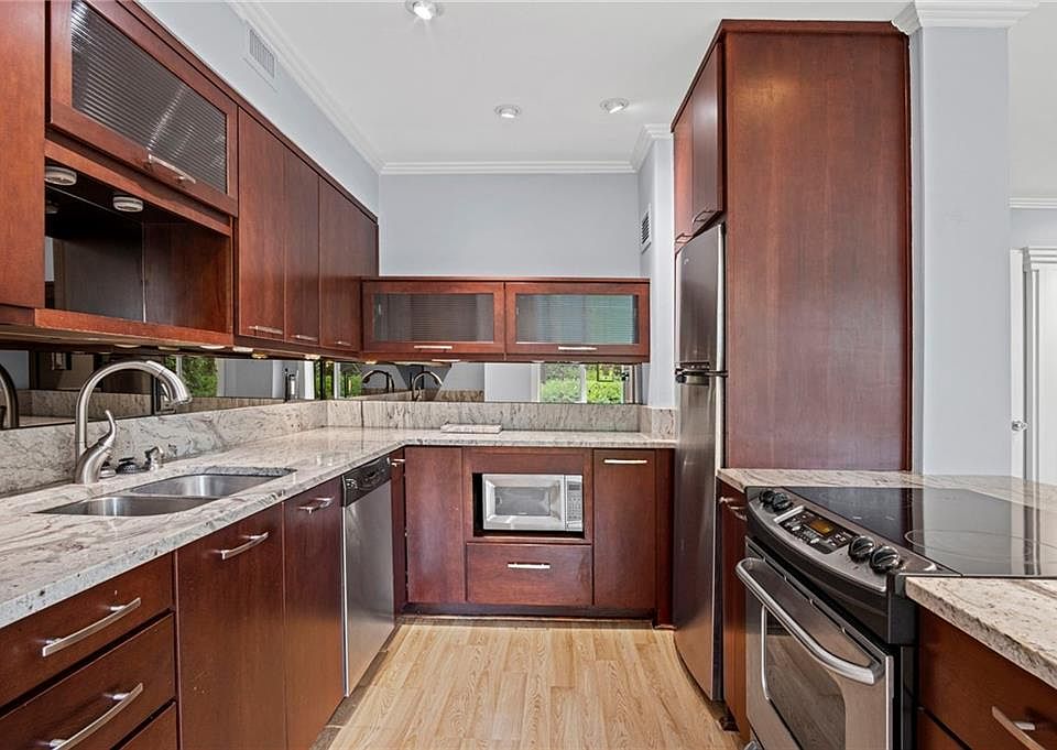 1st image of 4550 Warwick Blvd APT 208