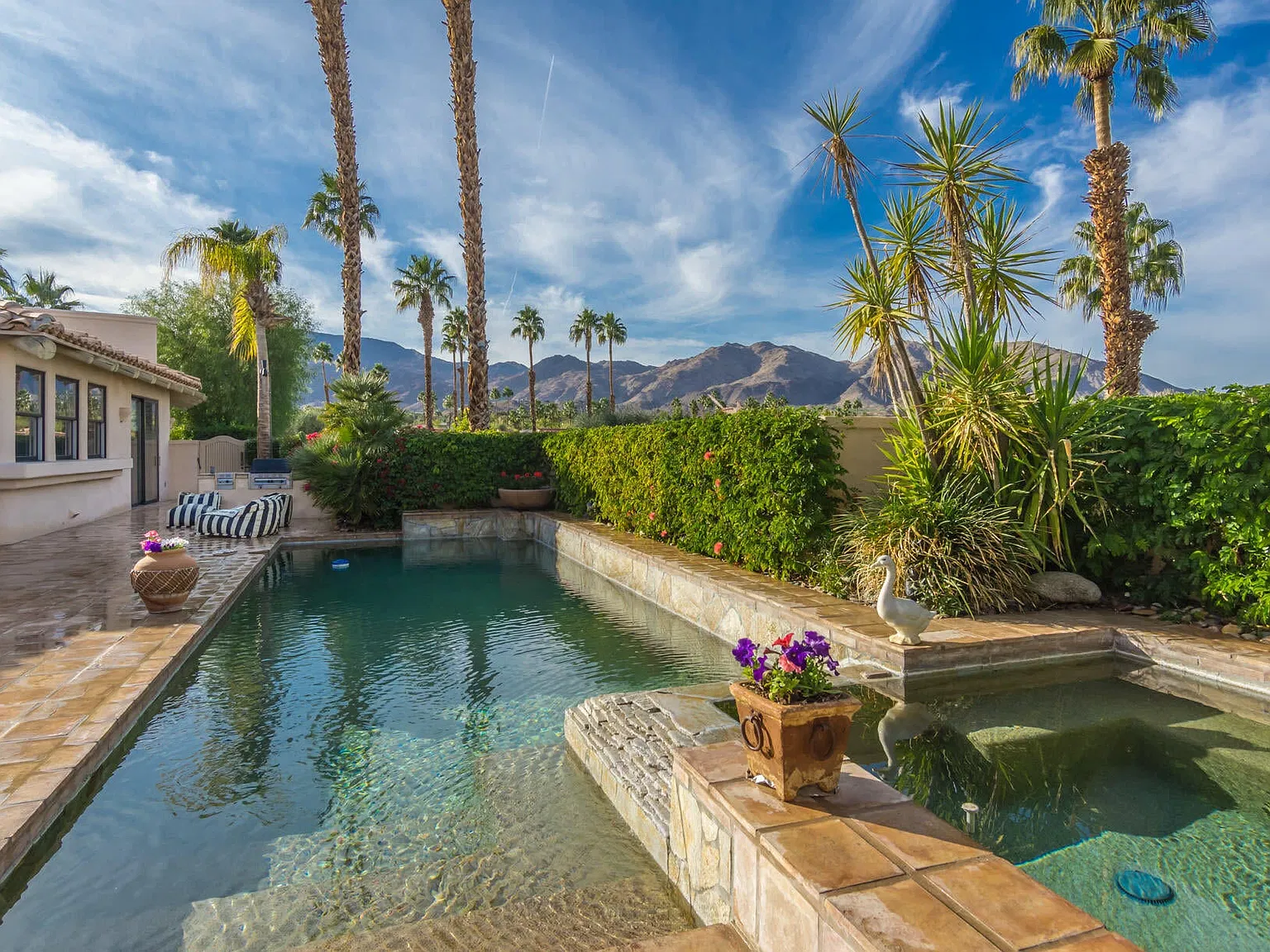 3 bed, 3.5 bath, 3799 sqft, $18,500 — Photo 4