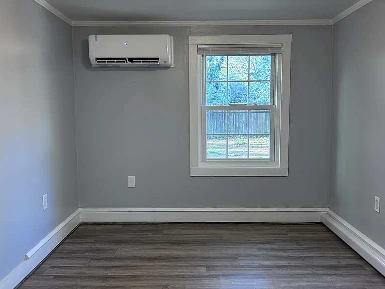 259A Lasalle Ave — Photo 17