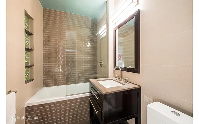 Rented by Douglas Elliman | media 15