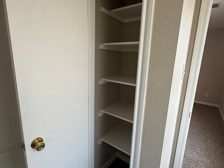 203 Marvin Cv — Photo 28