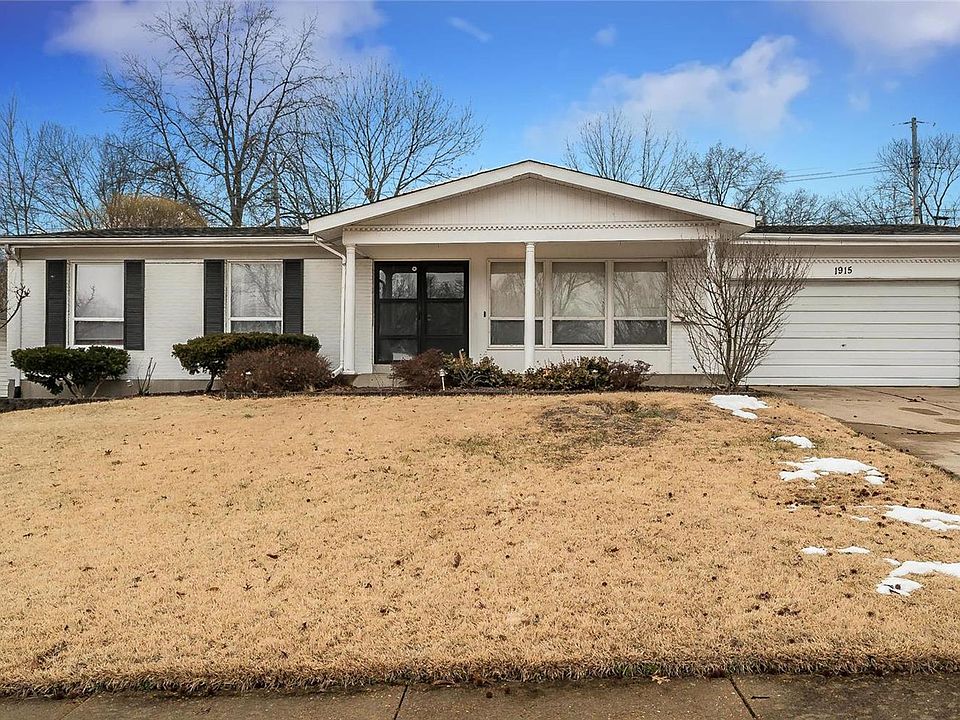 1st image of 1915 Cordoba Dr