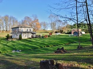 8180 Bachelor Rd NW, Magnolia, OH 44643