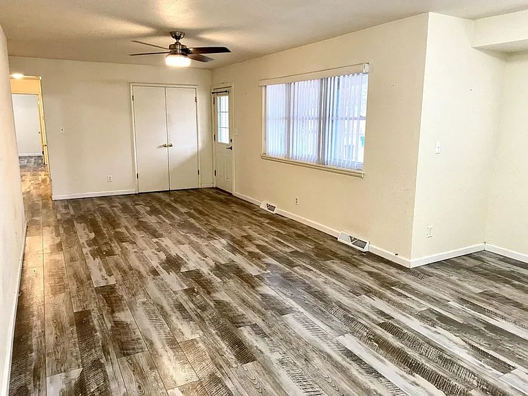 2400 S Nettleton Ave — Photo 3