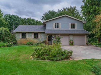 15881 Old Orchard Rd, Bloomington, IL, 61705