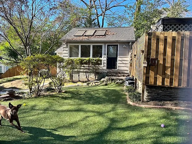 525 Spring Valley Rd NW — Photo 1