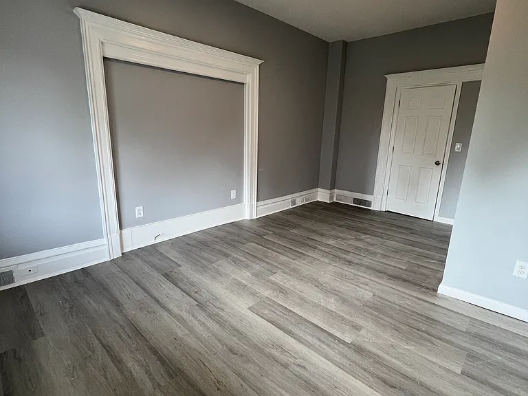 210 E End Ave #3 — Photo 5