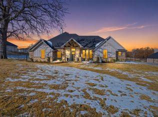 9017 Valley Oak Ct, Springtown, TX 76082