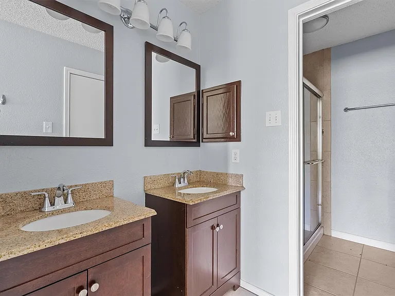 606 David Curry Dr — Photo 15