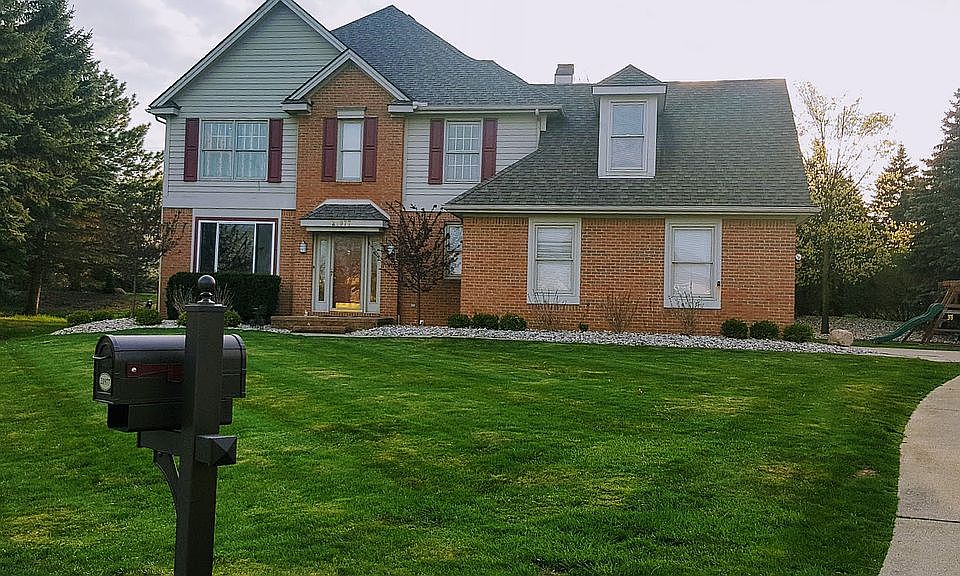 1st image of 21977 Sheffield Dr