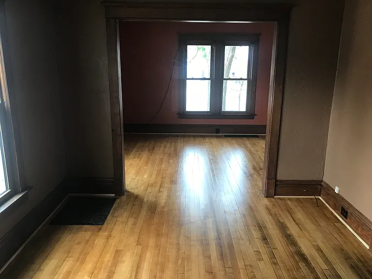 834 Franklin St — Photo 5
