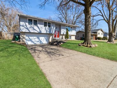 3215 Sylvania Dr, West Des Moines, IA, 50266