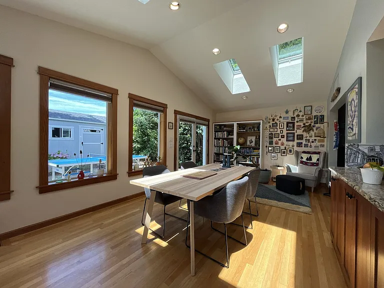 1195 NW 122nd Ave — Photo 15