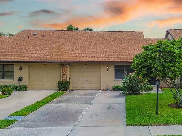 9915 Lake Seminole Dr W, Largo, FL 33773