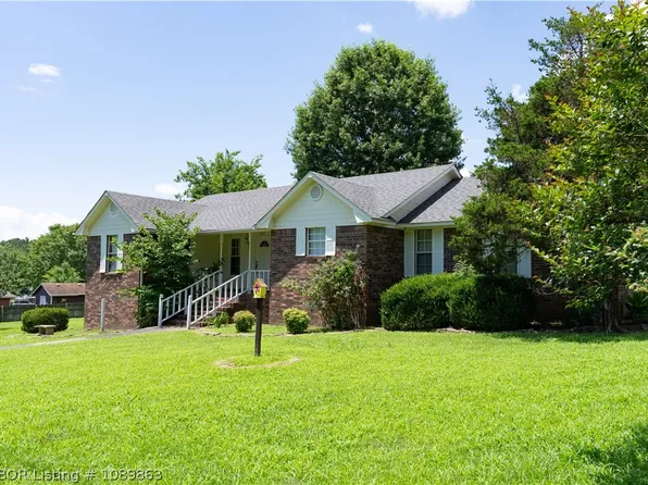 407 W Robert St, Poteau, OK 74953