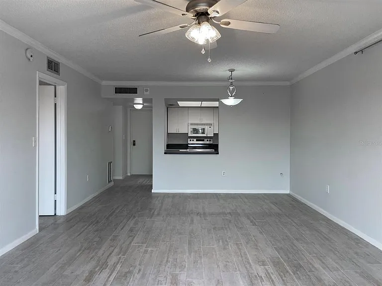 4900 Brittany Dr S #509 — Photo 11