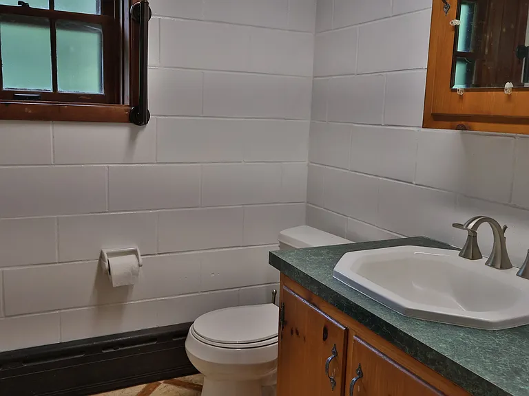 980 Mine Rd — Photo 12