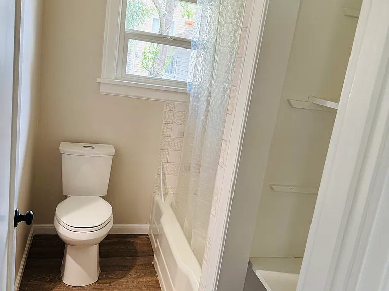 Full bathroom