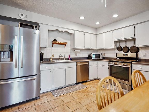 4th image of 3110 Tromley Ct