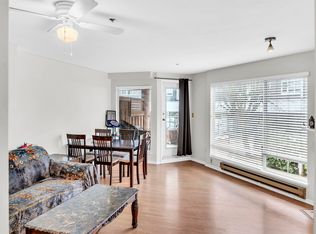 6939 Gilley Ave #212, Burnaby, BC V5J 4W8