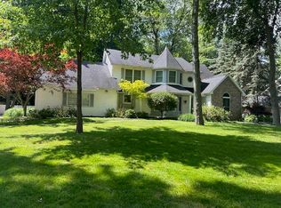 3231 Brynmawr Dr, Portage, MI 49024