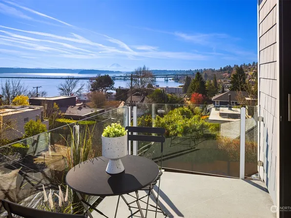 419 35th Avenue S, Seattle, WA 98144