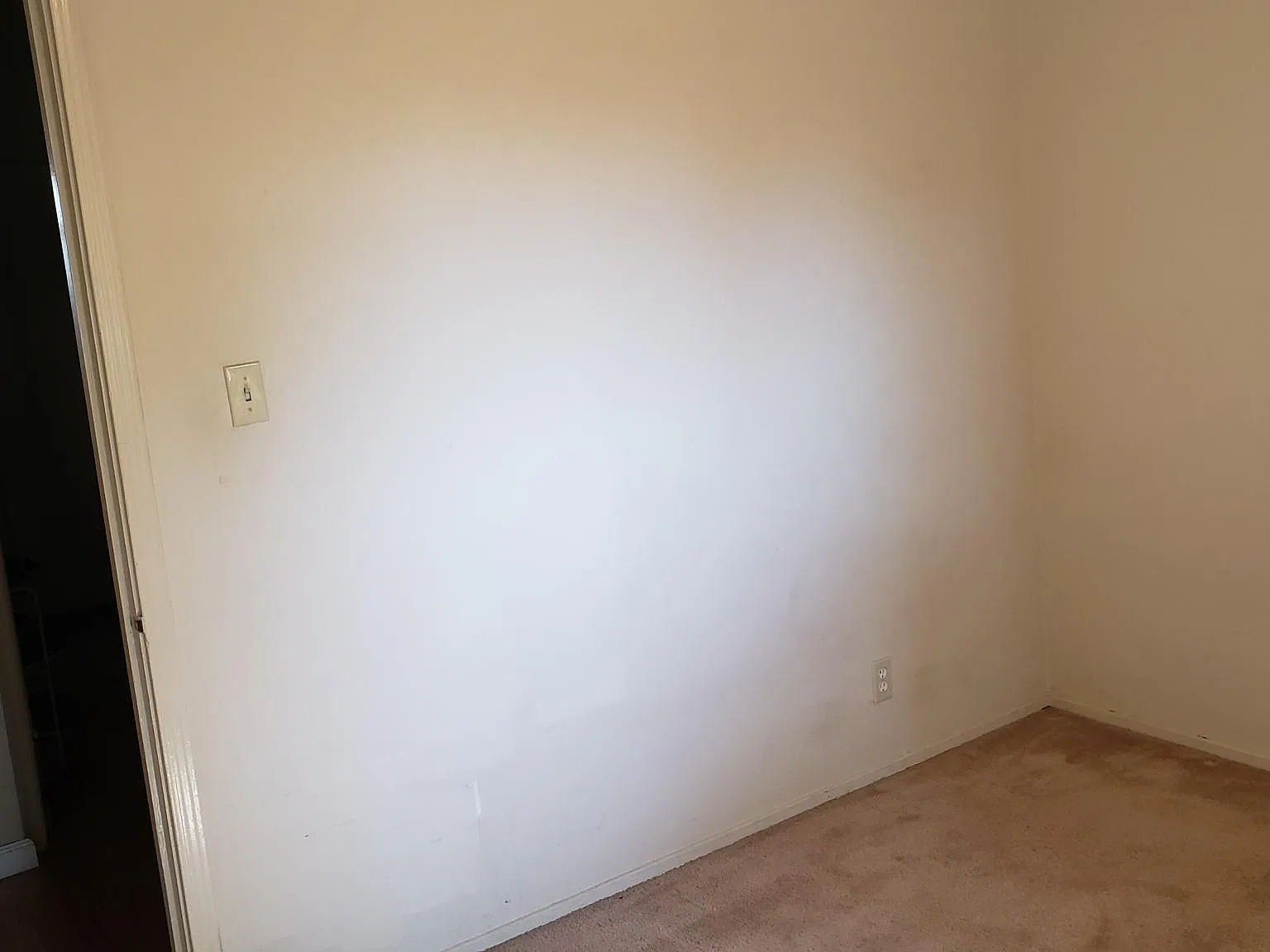 3 bed, 132 sqft, $925 — Photo 3