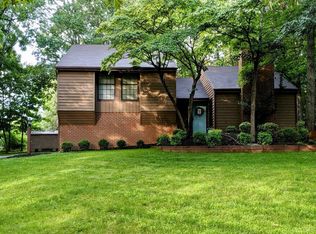 202 Woodville Dr, Forest, VA 24551