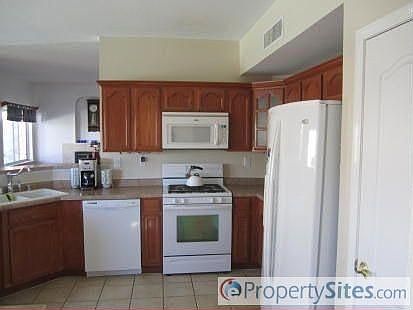 4th image of 14241 Desert Ash Dr