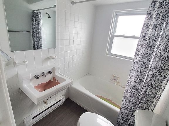 5th image of 1611 Spruce St #1611