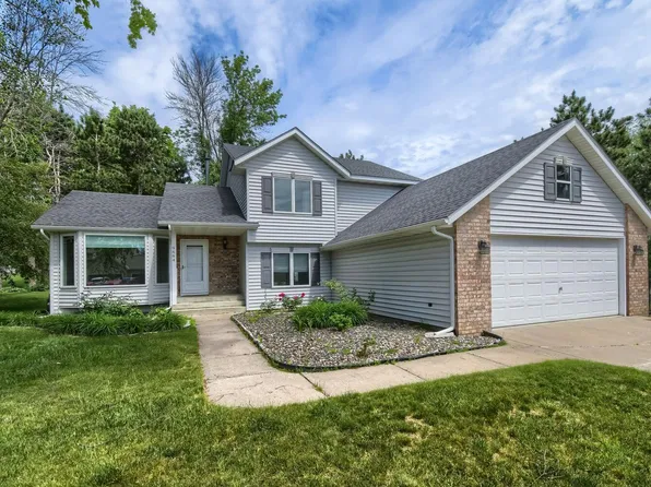 9664 Wynstone Dr, Woodbury, MN 55125