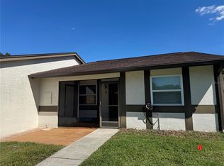 2928 Bancroft Cir E APT B, Palm Harbor, FL 34683